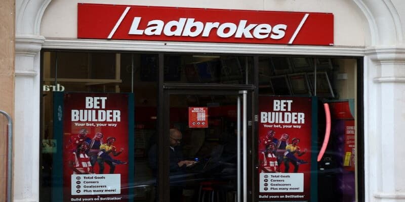 Vì sao dân cược chuyên nghiệp chọn Ladbrokes